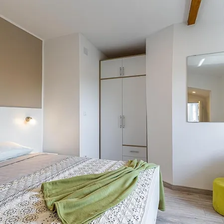 Holiday home Prenc *