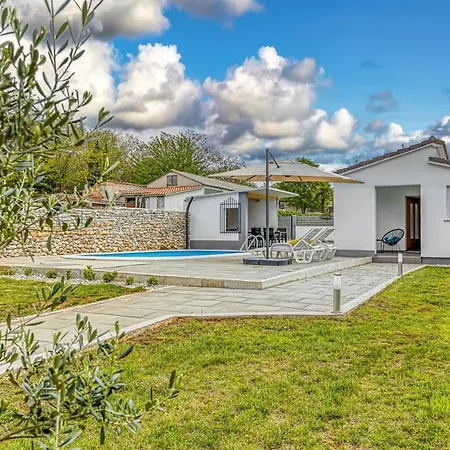 Holiday home Prenc Sveti Petar u Sumi