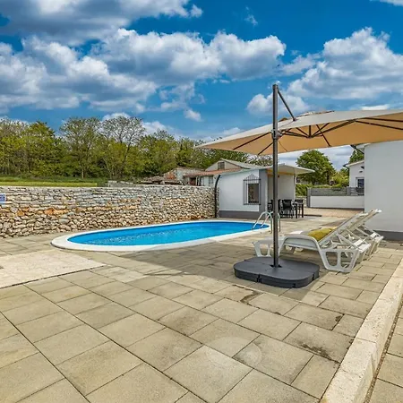 Holiday home Prenc Sveti Petar u Sumi
