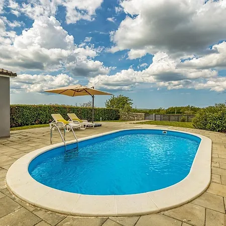 Holiday home Prenc *
